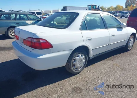 2000 Honda Accord 2.3 Lx из США, поврежденный, VIN JHMCG5645YC041278